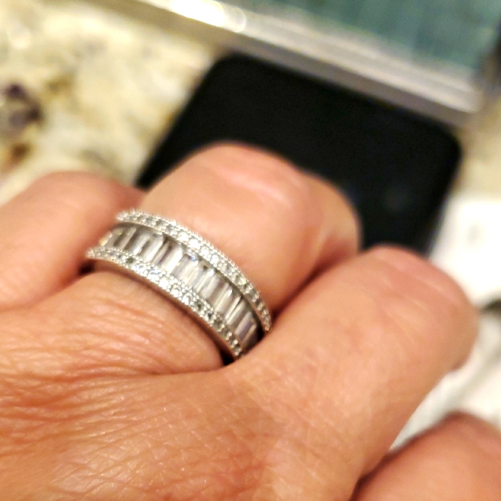 Elegant simulated Diamonds Silver Band Ring
